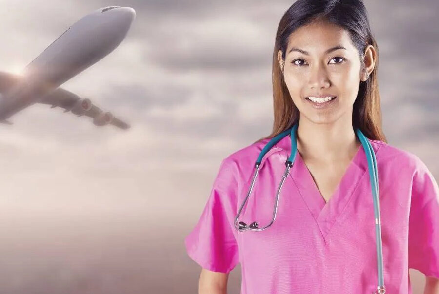 How Much Does a Travel Nurse Make?